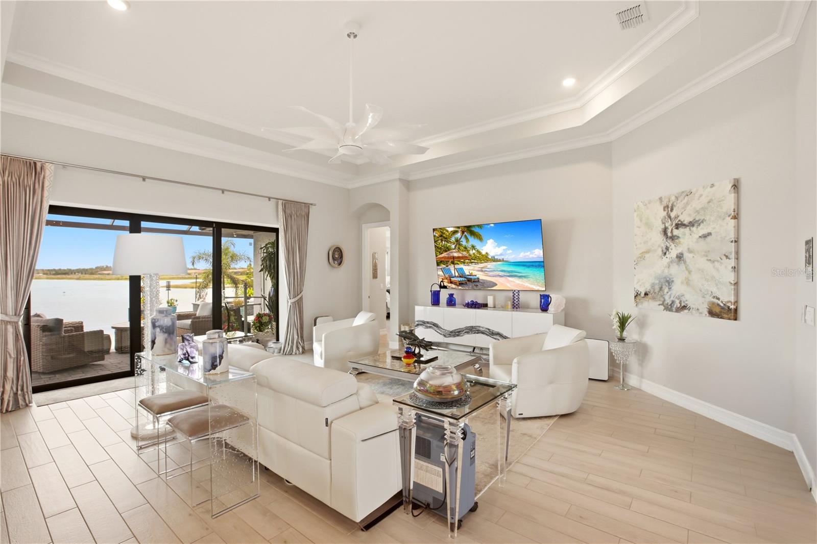 617 MARAVIYA BLVD — photo 9