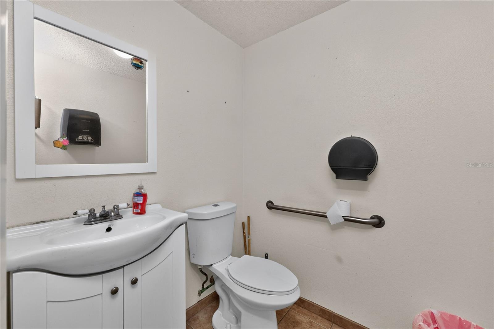 517 PAUL MORRIS DR #C-2 and C-4 — photo 24
