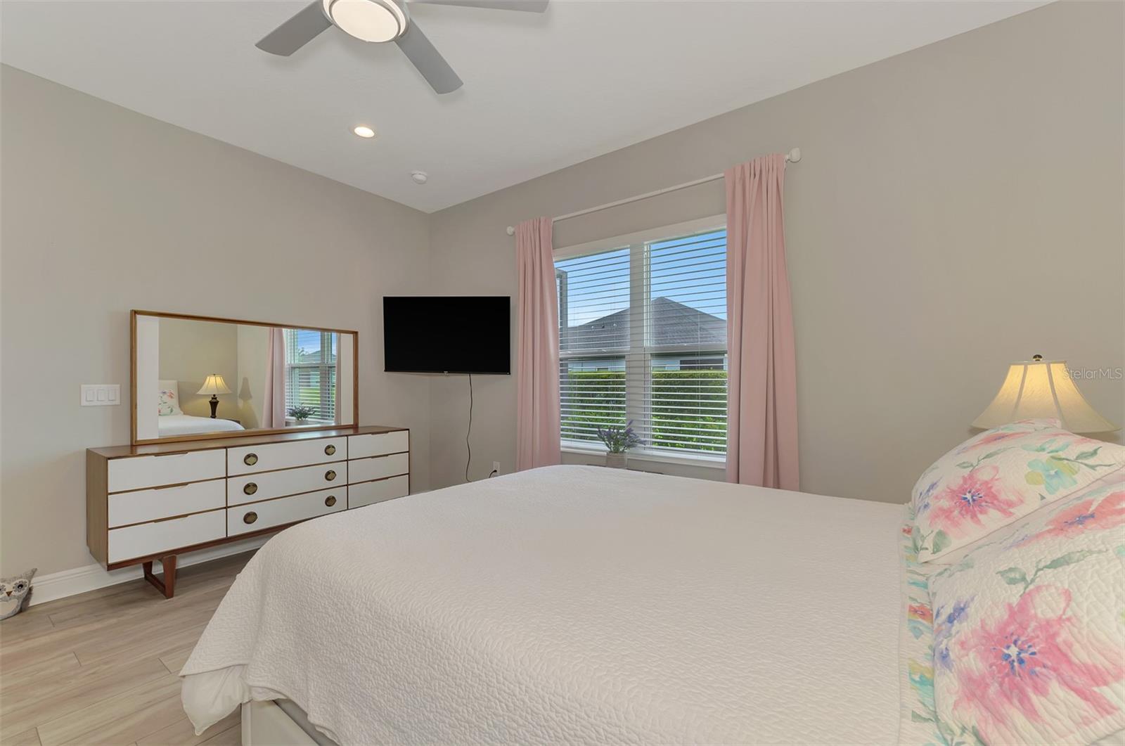 4842 WILLOW BEND AVE — photo 33
