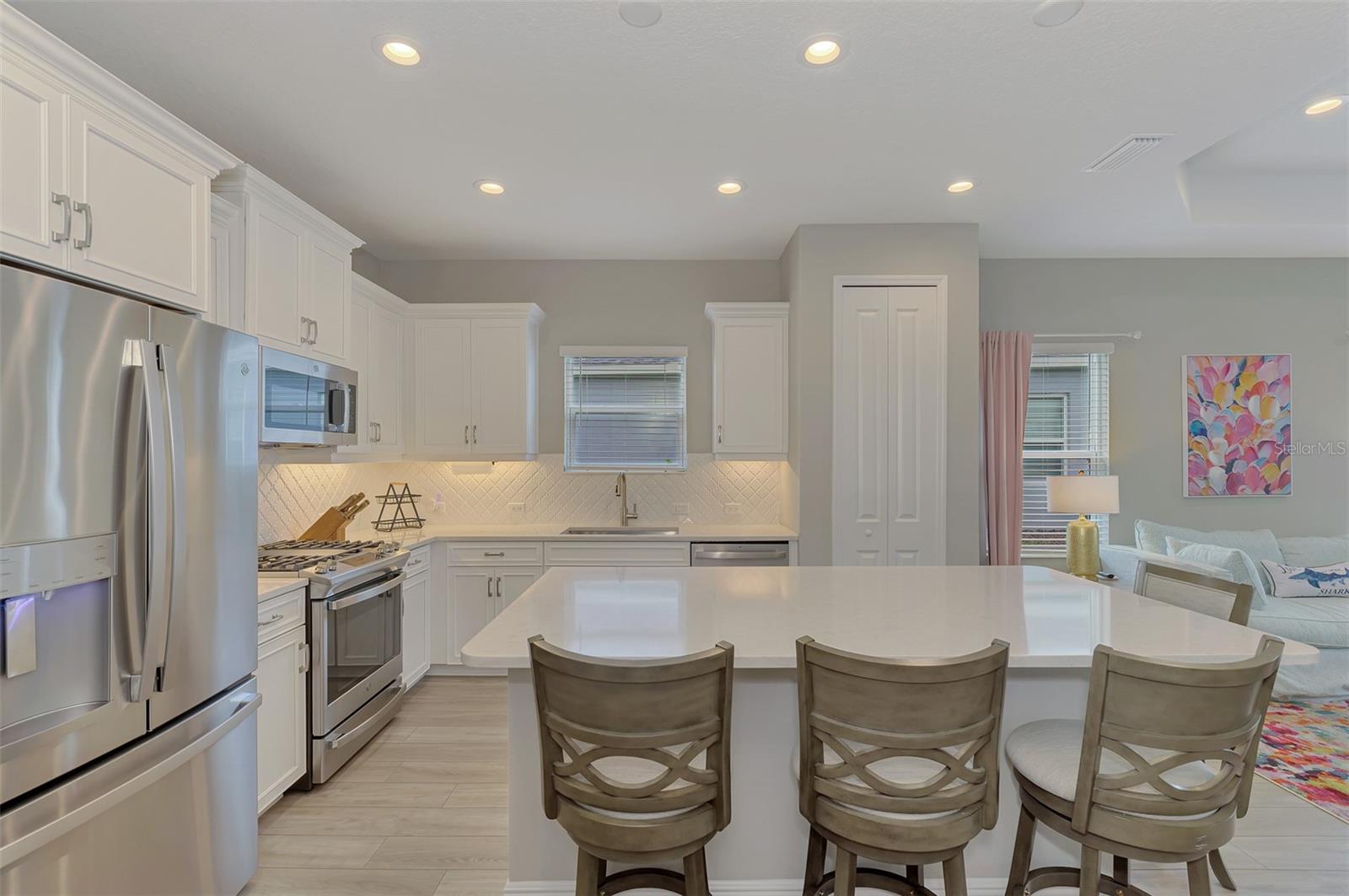 4842 WILLOW BEND AVE — photo 17