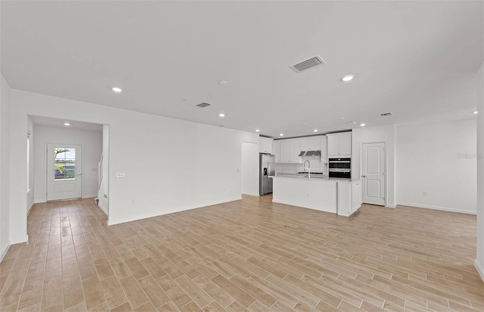 759 BALLEBY TRL — photo 26