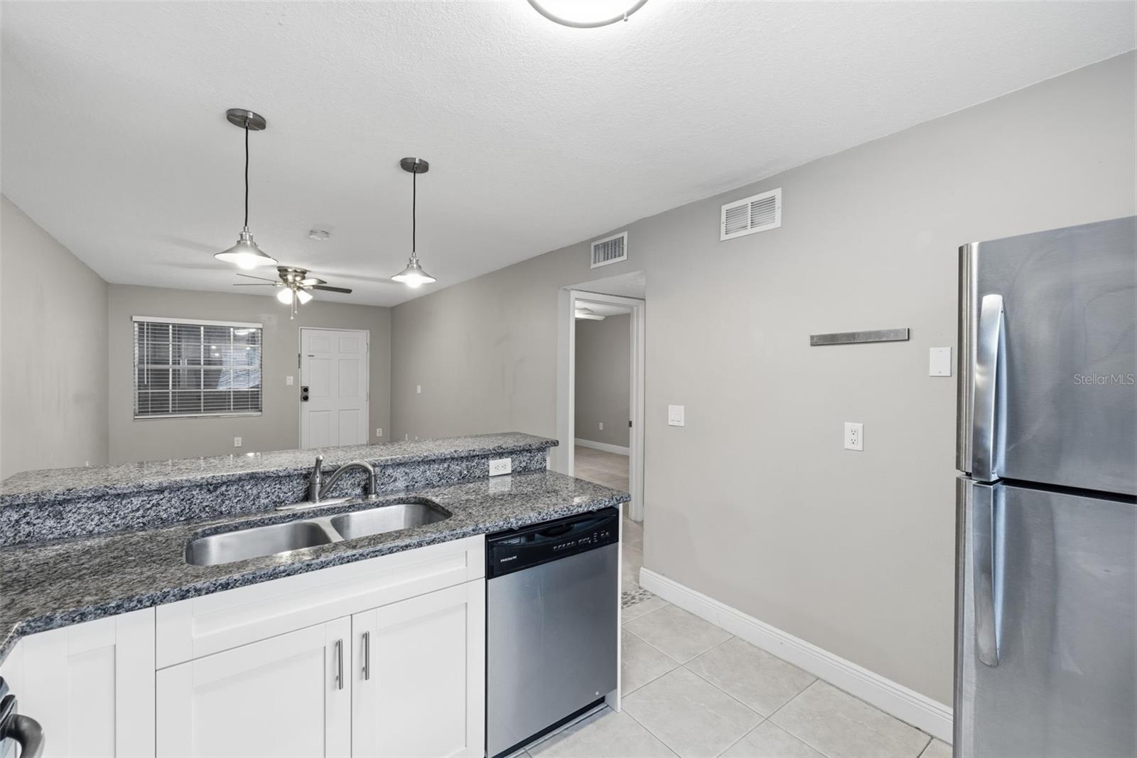 2207 S CAROLINA AVE #9 — photo 15