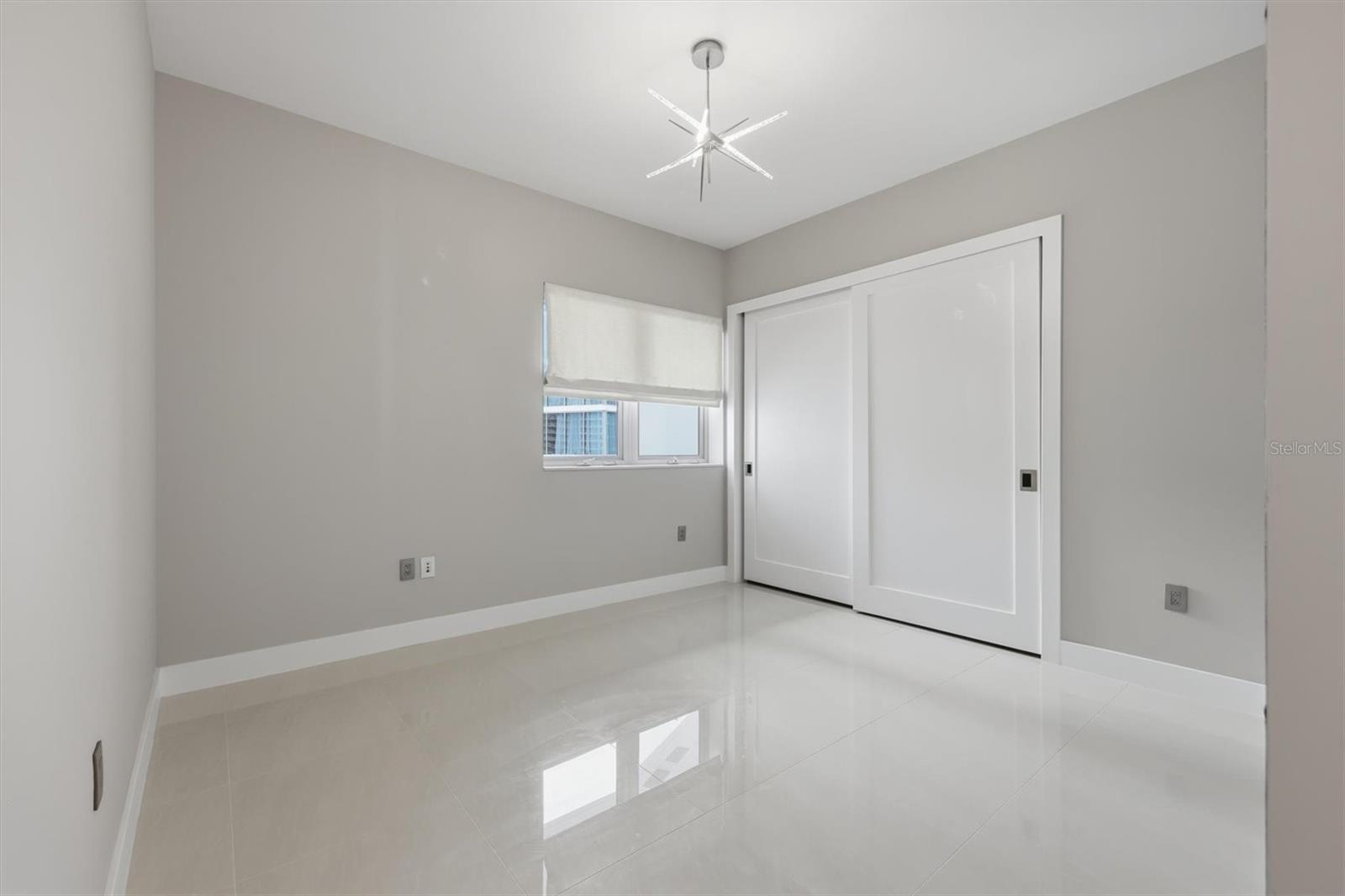 1155 N GULFSTREAM AVE #807 — photo 37
