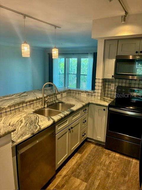 2400 FEATHER SOUND DR #1031 — photo 5