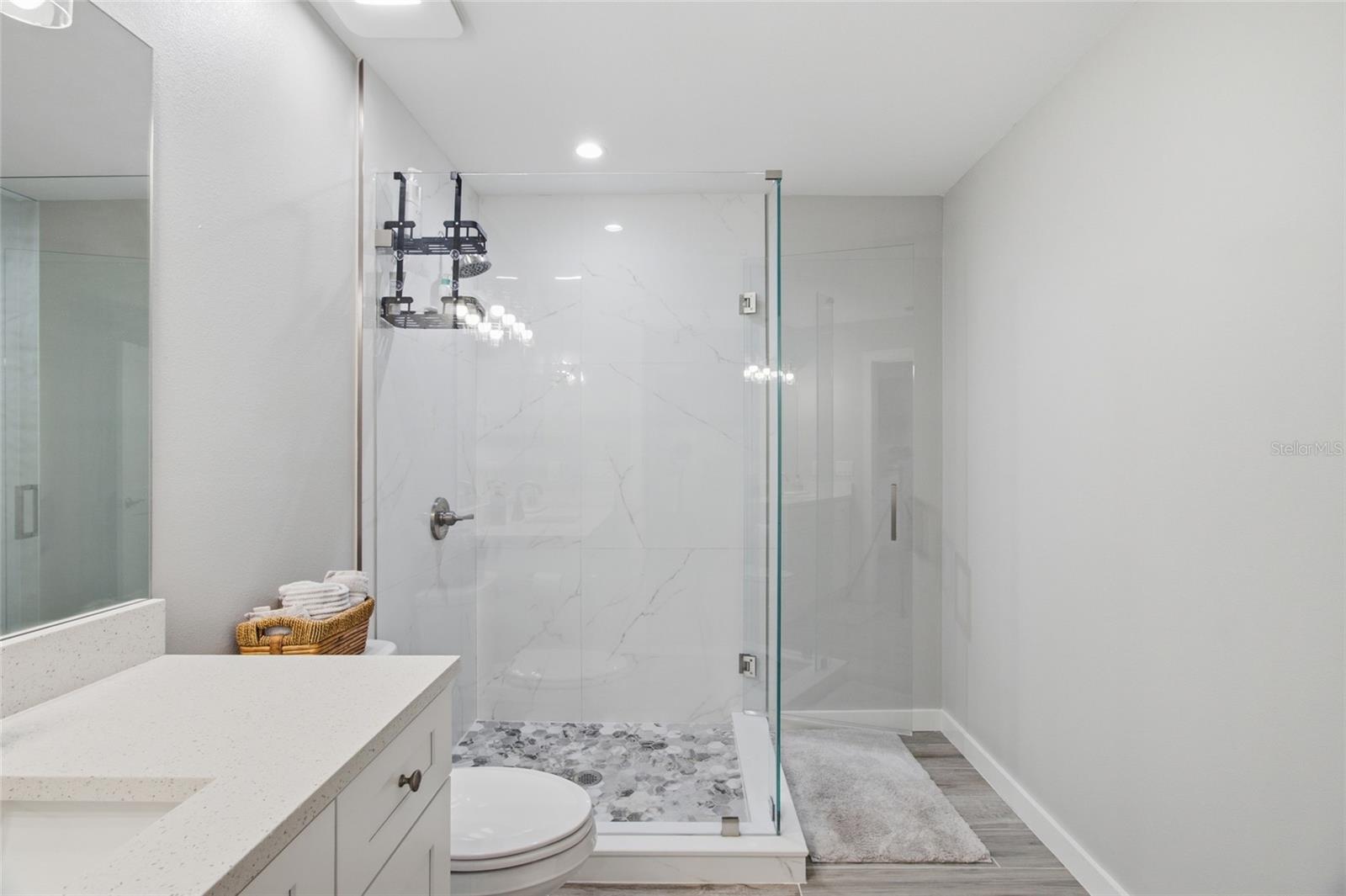 1902 SAINT GEORGE DR — photo 17