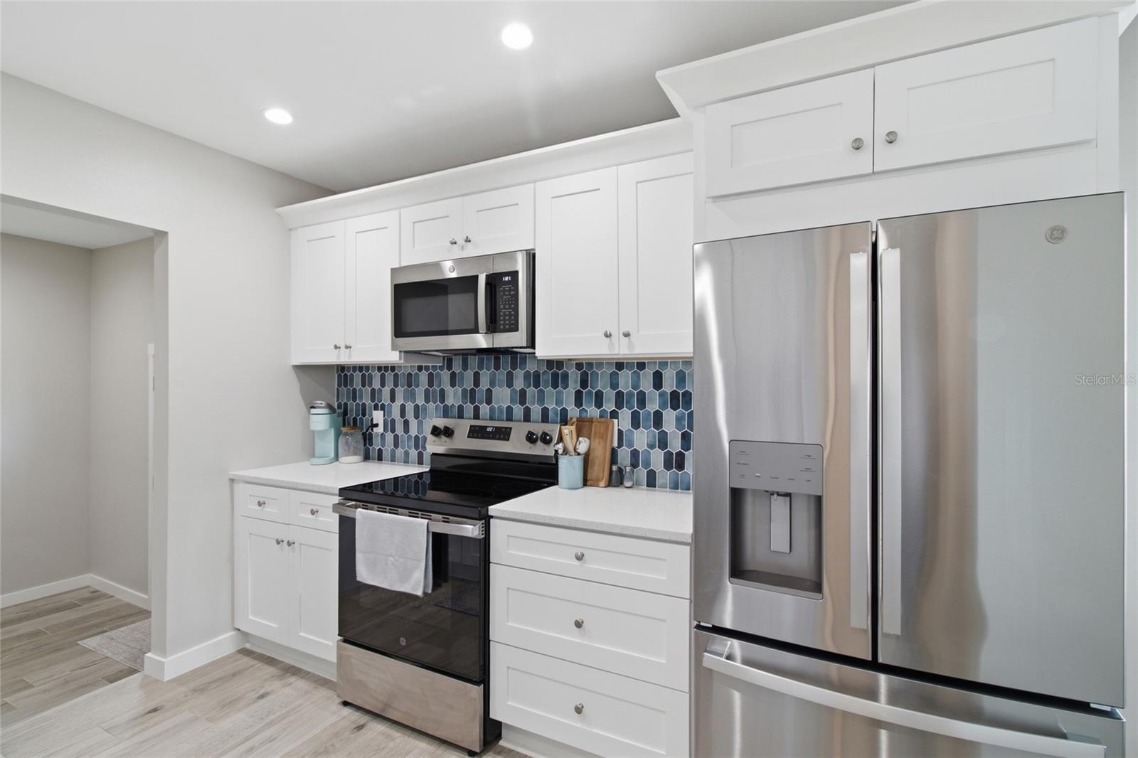 1902 SAINT GEORGE DR — photo 11