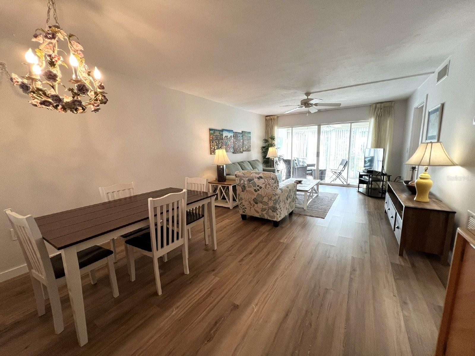 5205 WEDGEWOOD LN #15 — photo 4