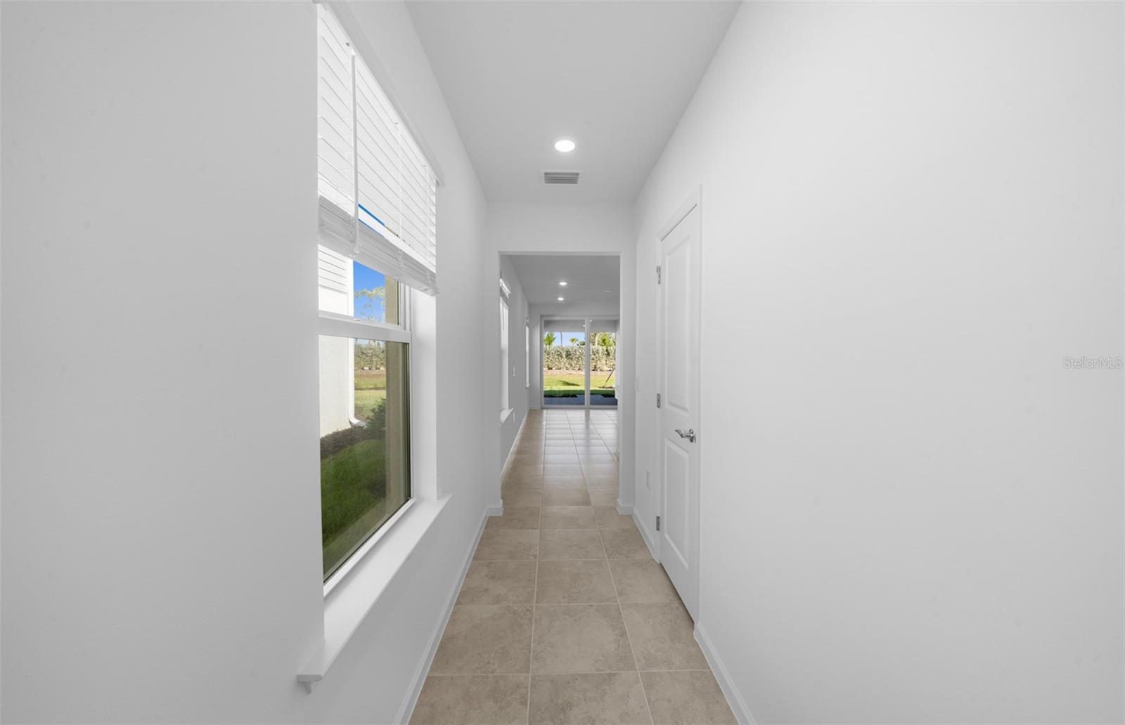 813 BALLEBY TRL — photo 4
