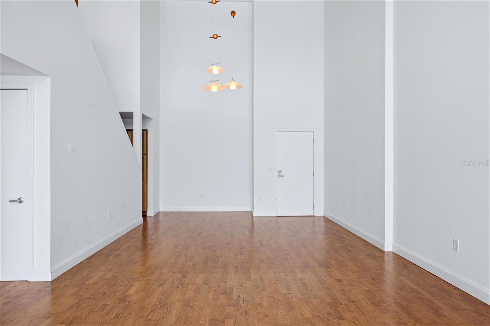 1990 MAIN ST #4 — photo 9