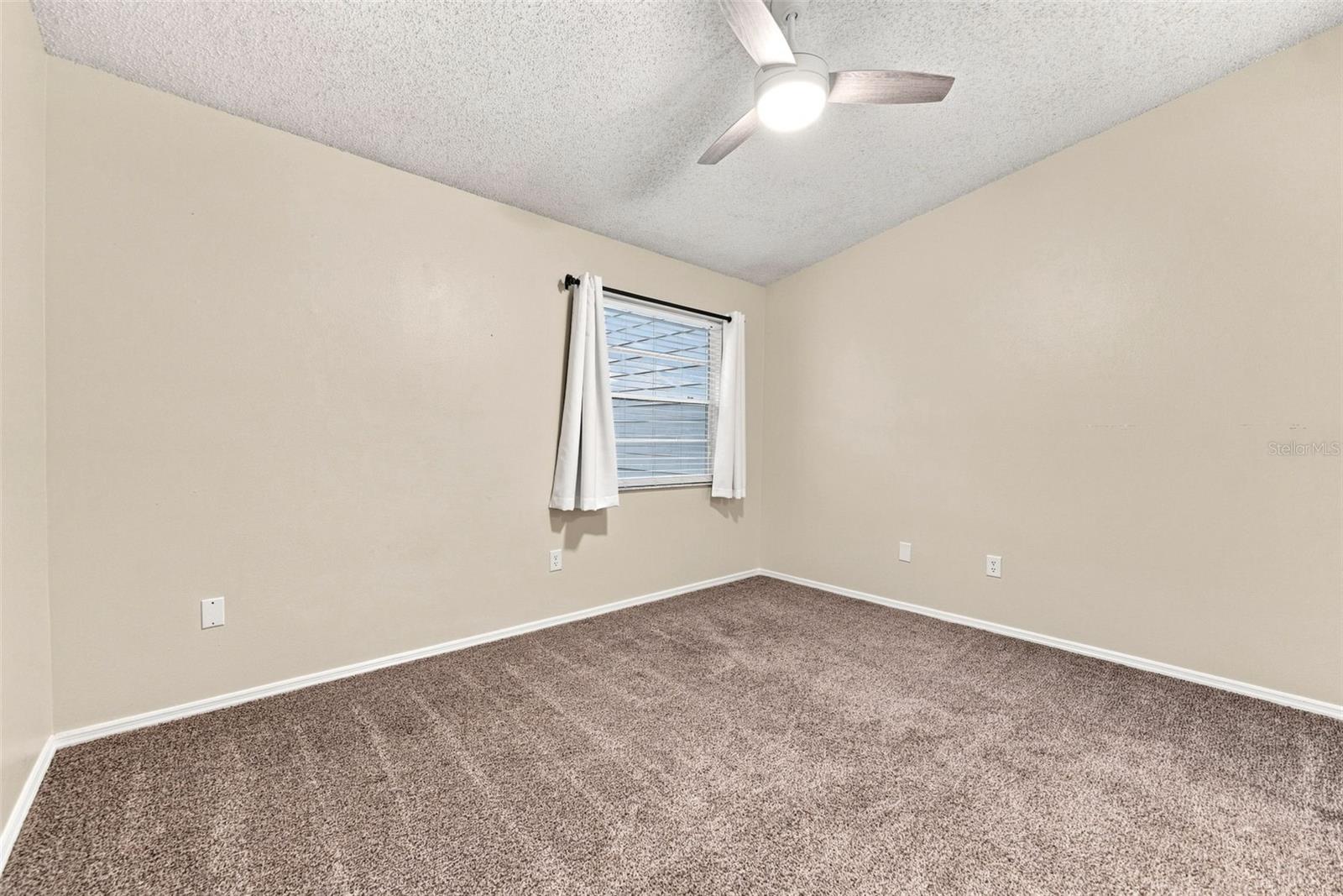2350 FLETCHERS POINT CIR — photo 16