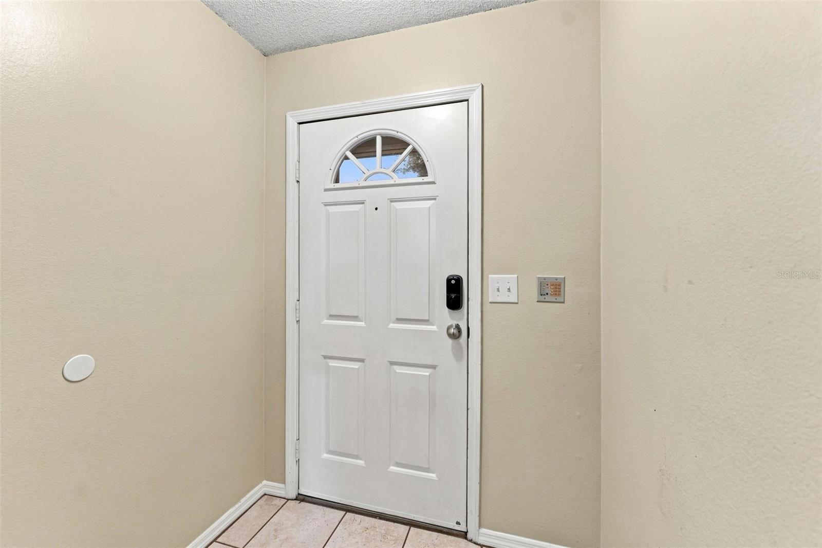 2350 FLETCHERS POINT CIR — photo 5
