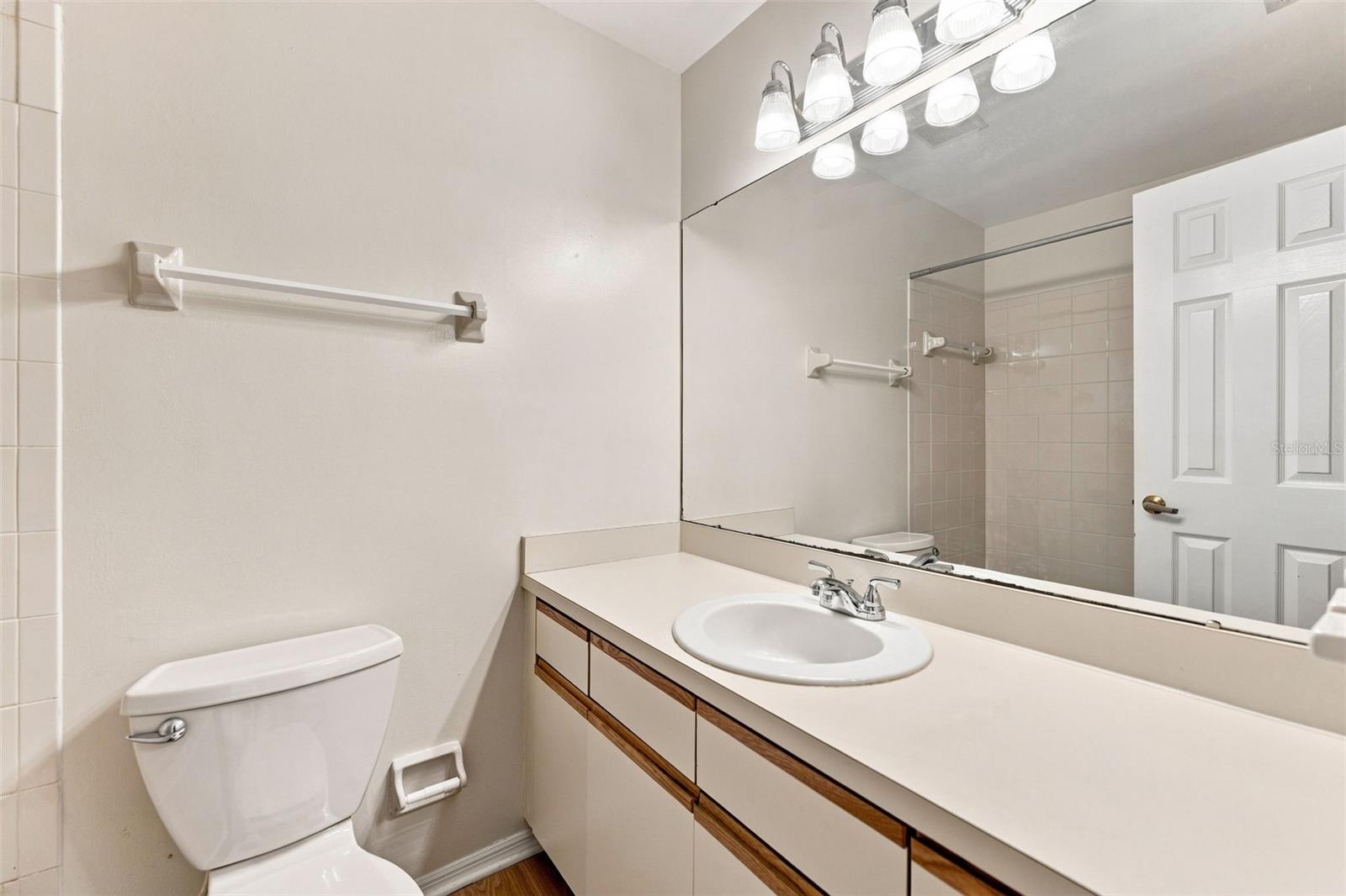 2350 FLETCHERS POINT CIR — photo 25