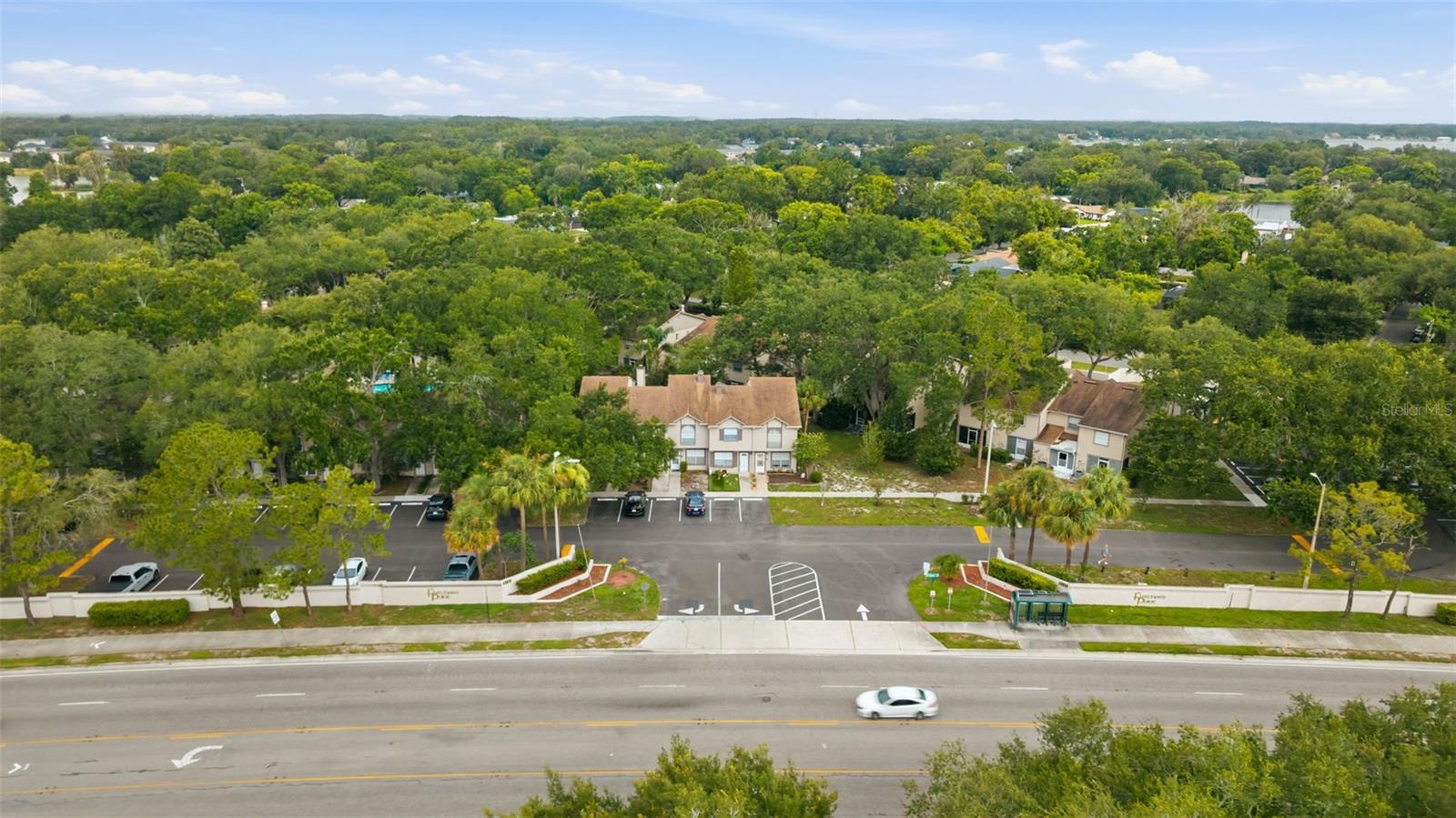 2350 FLETCHERS POINT CIR — photo 32
