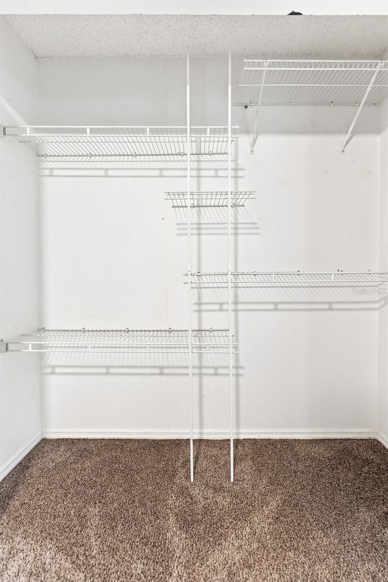 2350 FLETCHERS POINT CIR — photo 27