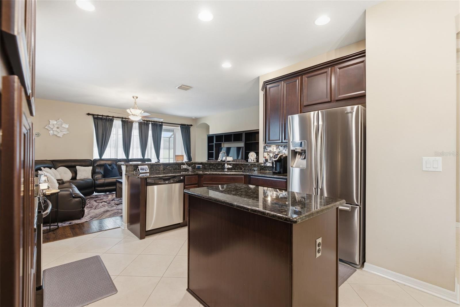11105 WEMBLEY LANDING DR — photo 11