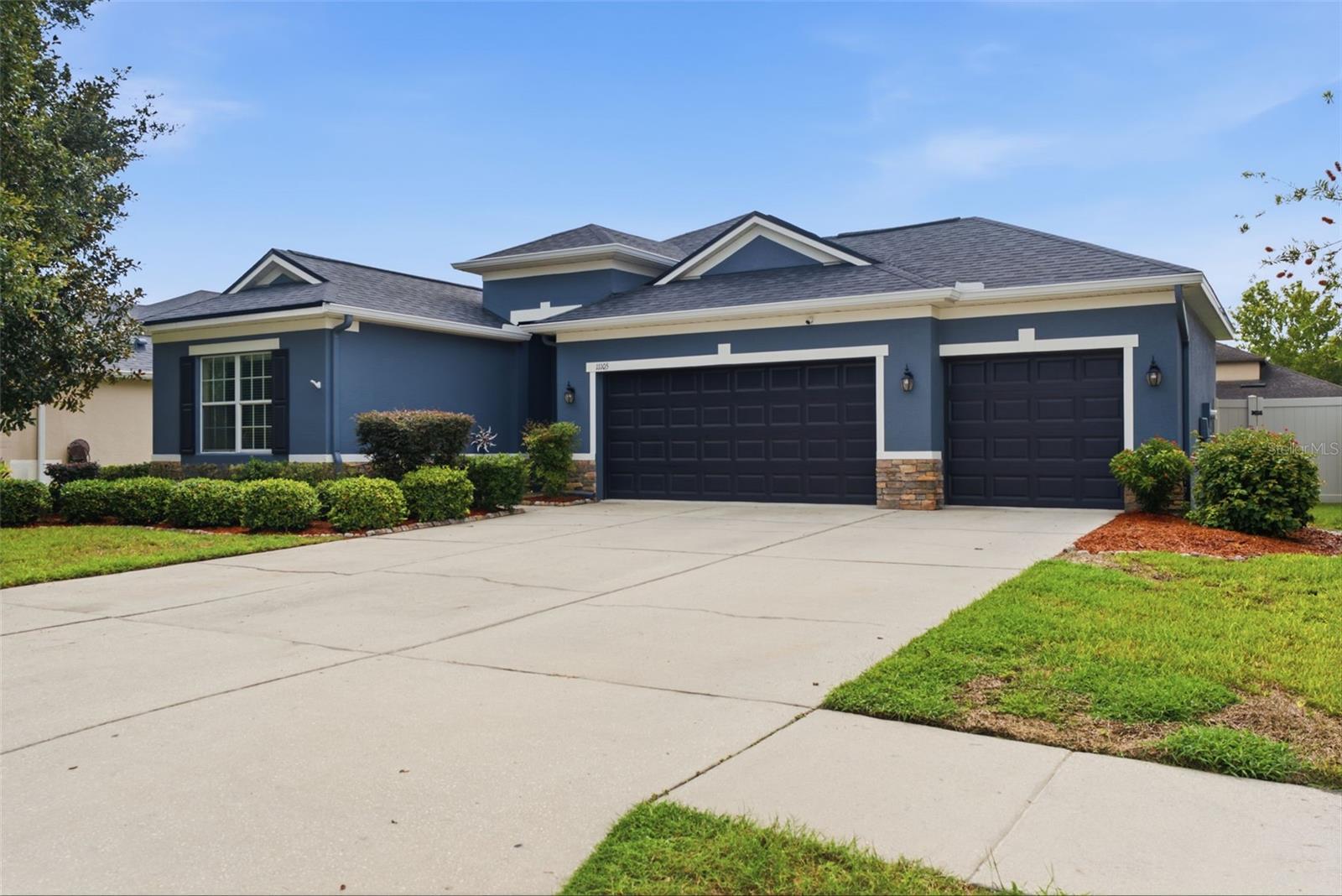 11105 WEMBLEY LANDING DR — photo 31