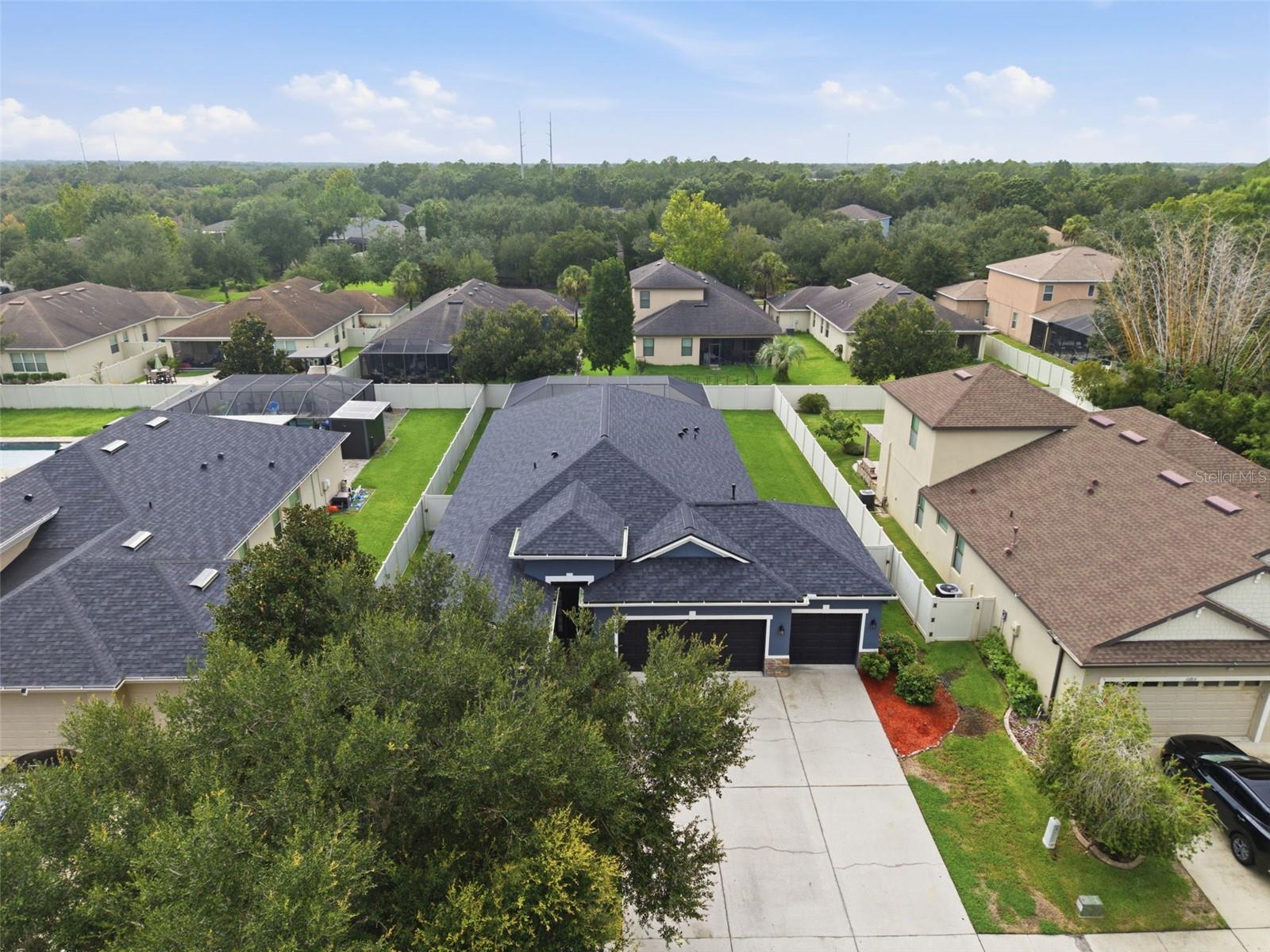 11105 WEMBLEY LANDING DR — photo 35