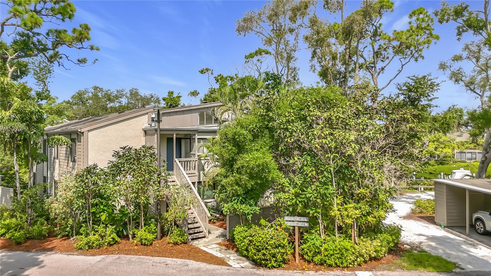 1601 PELICAN POINT DR #215 — photo 5
