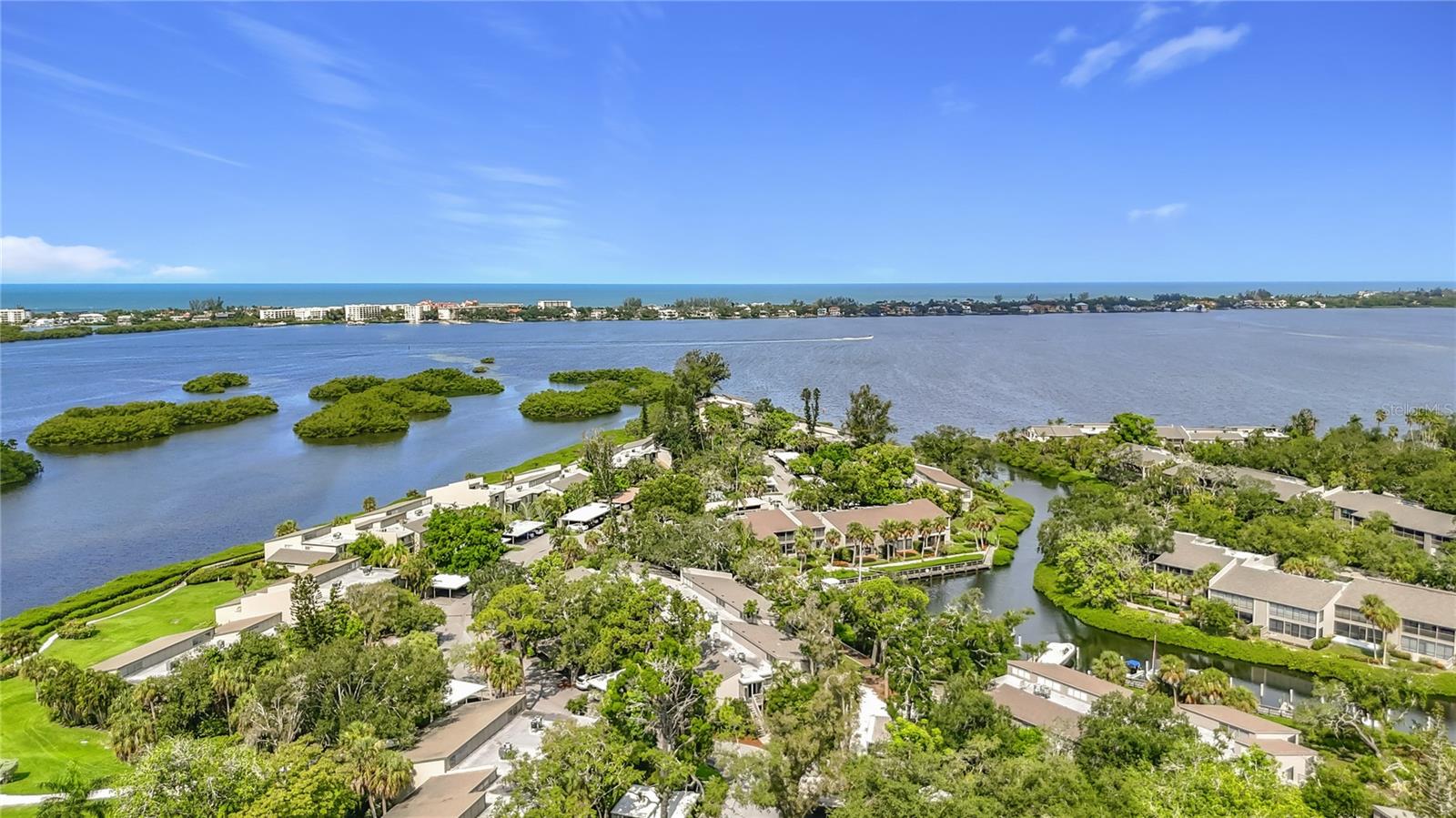 1601 PELICAN POINT DR #215 — photo 2