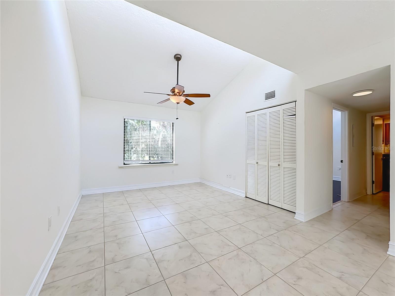 1601 PELICAN POINT DR #215 — photo 10