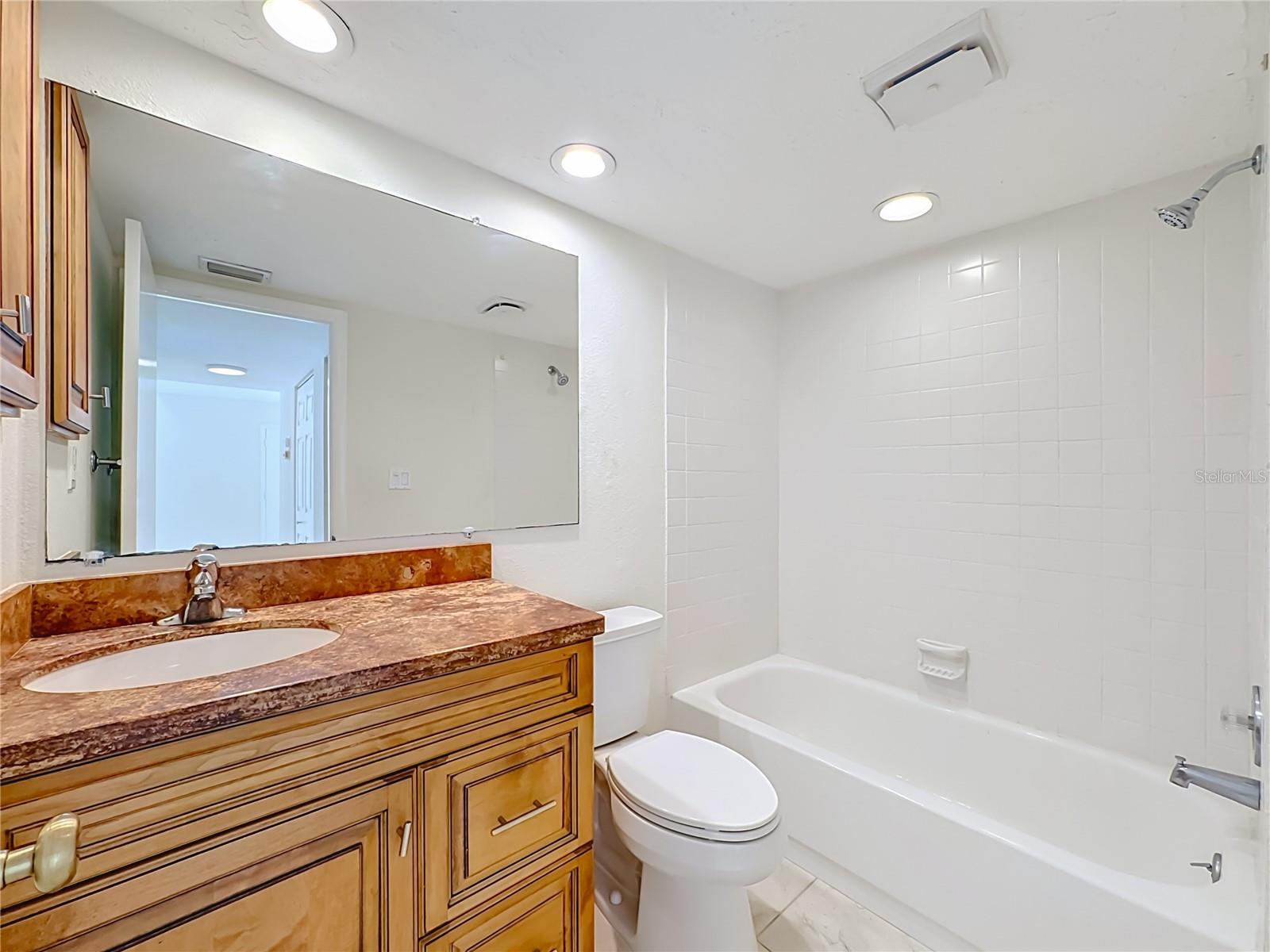 1601 PELICAN POINT DR #215 — photo 31