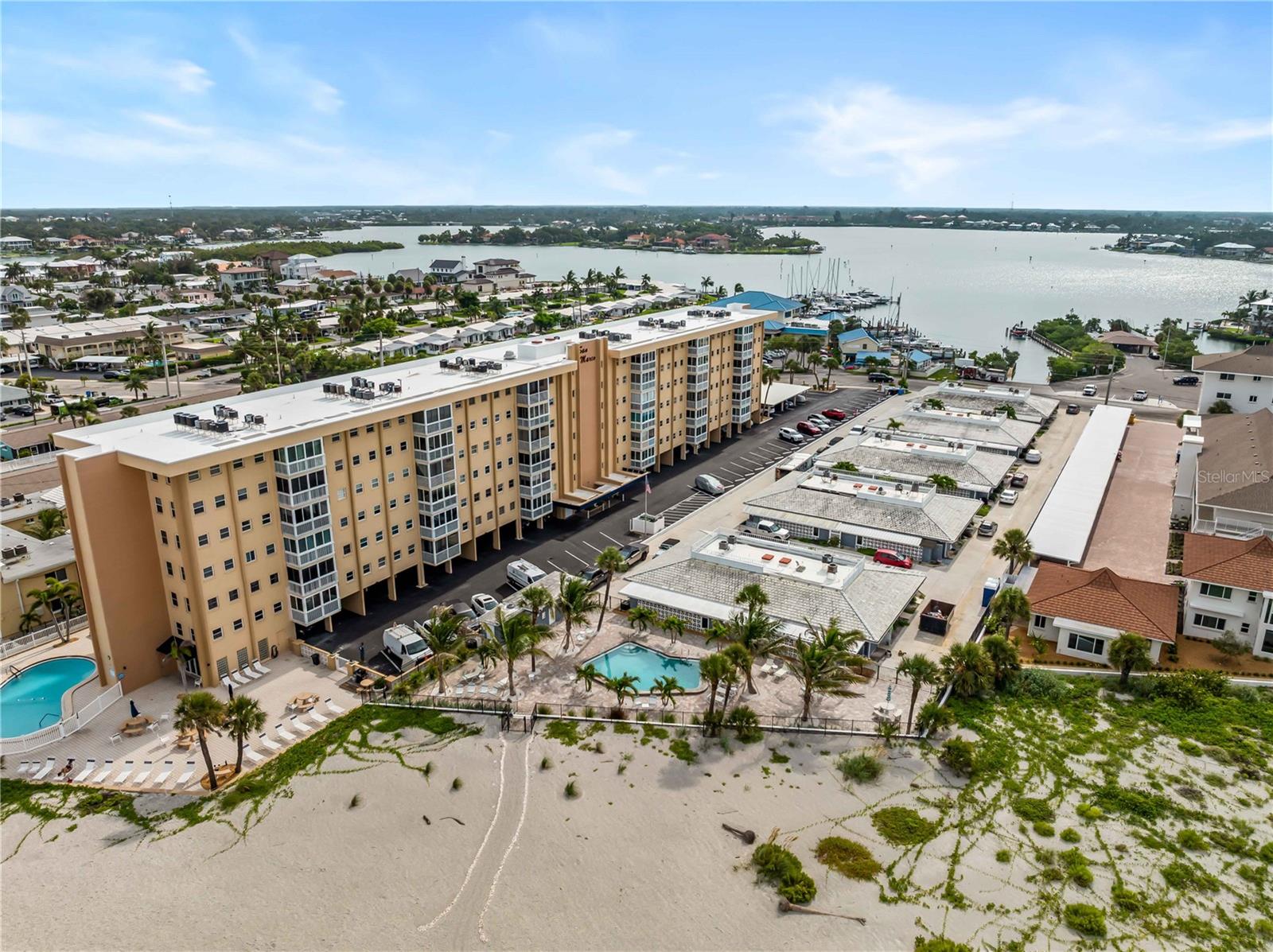 1205 TARPON CENTER DR #C1 — photo 37