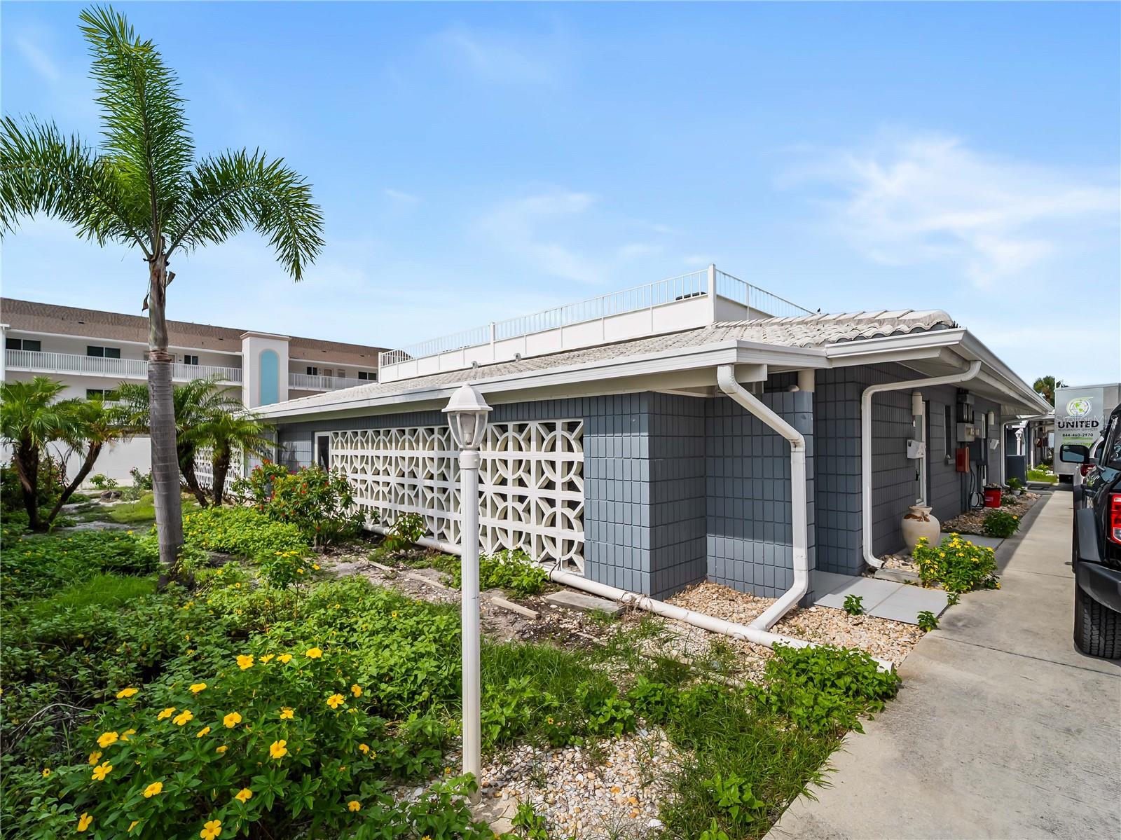 1205 TARPON CENTER DR #C1 — photo 27