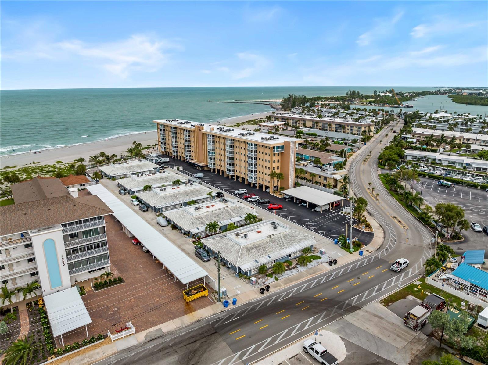 1205 TARPON CENTER DR #C1 — photo 36