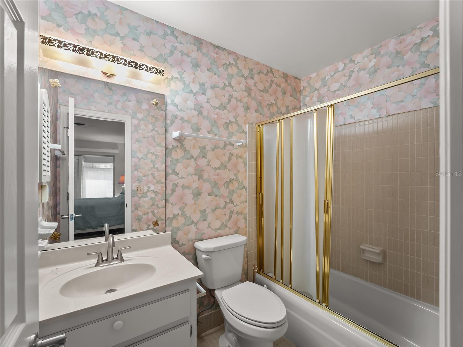 1205 TARPON CENTER DR #C1 — photo 18
