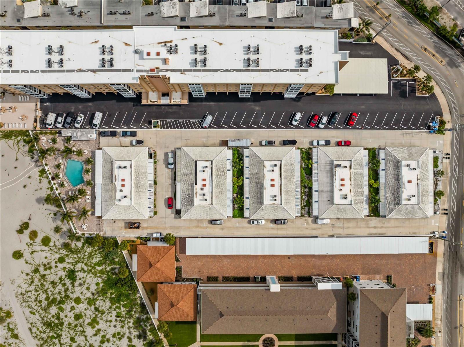1205 TARPON CENTER DR #C1 — photo 32