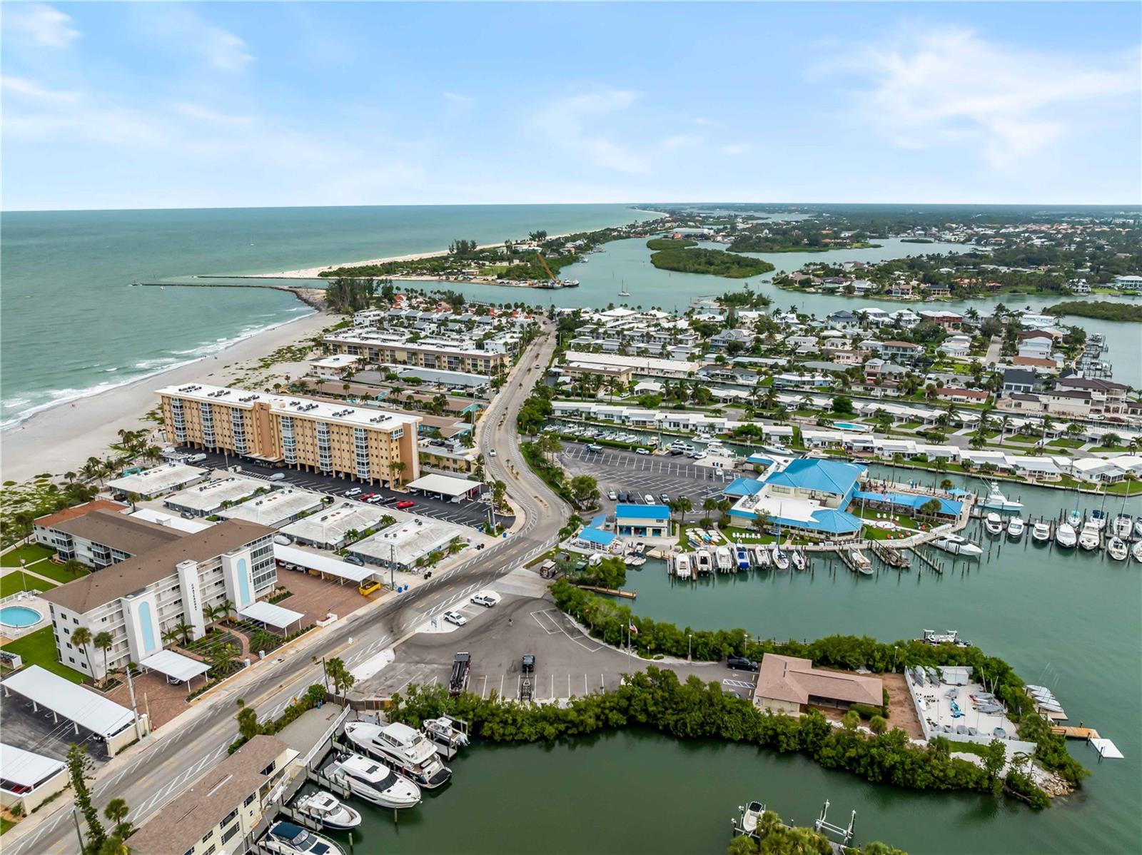 1205 TARPON CENTER DR #C1 — photo 31