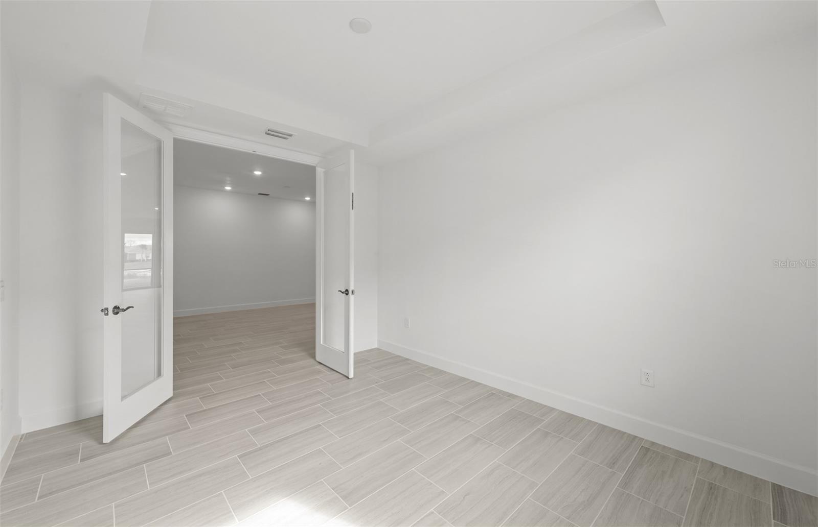16526 ENNIS PL — photo 13
