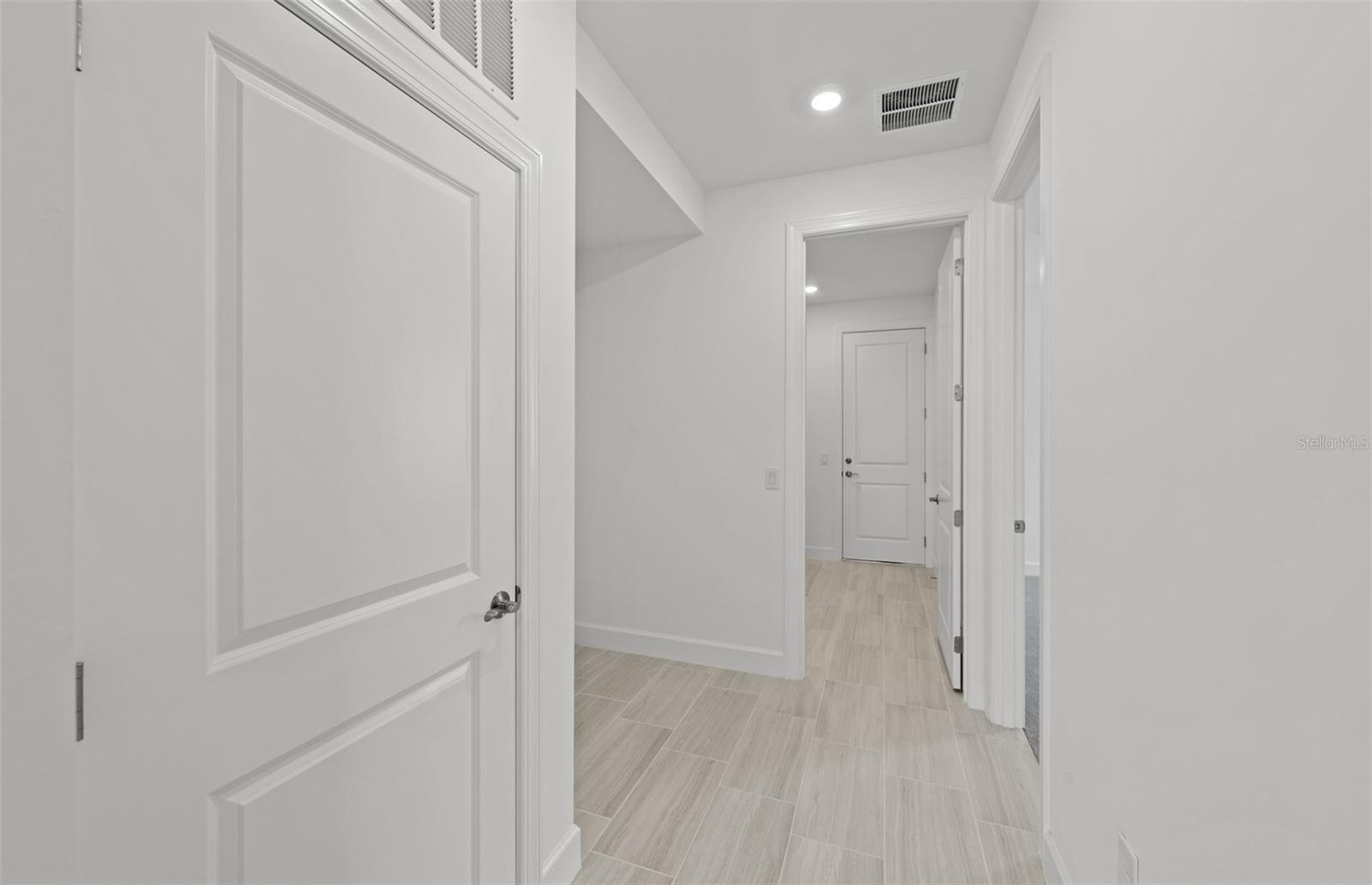 16526 ENNIS PL — photo 29