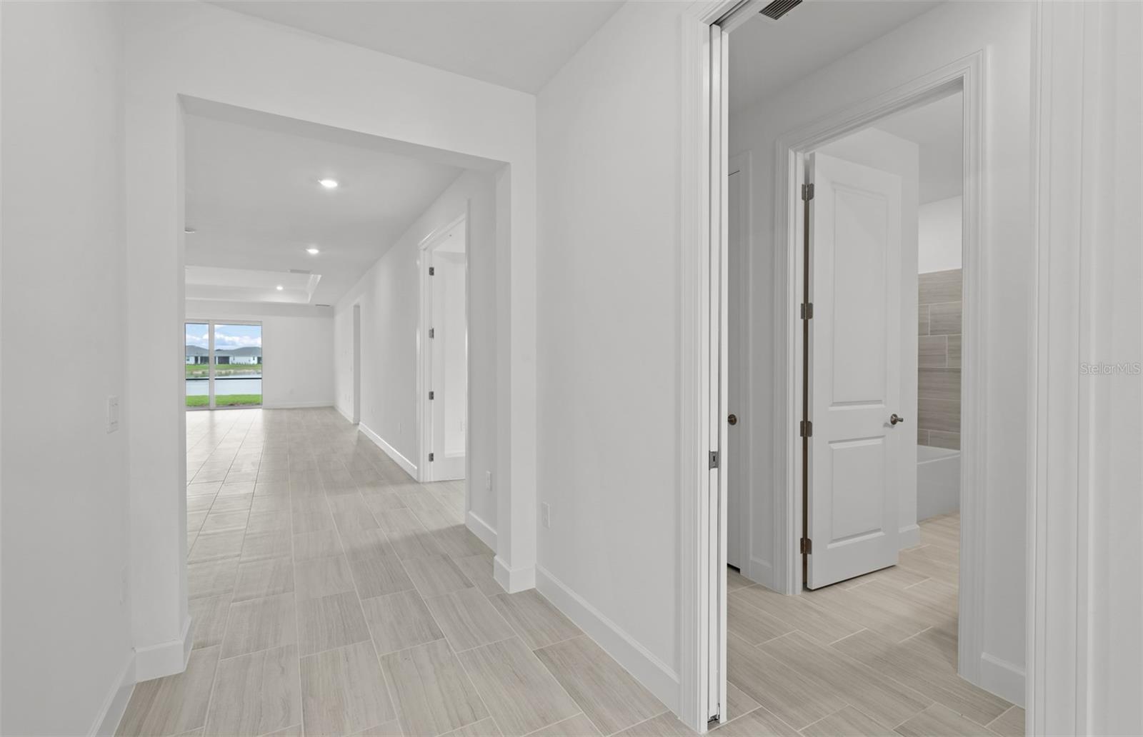 16526 ENNIS PL — photo 4