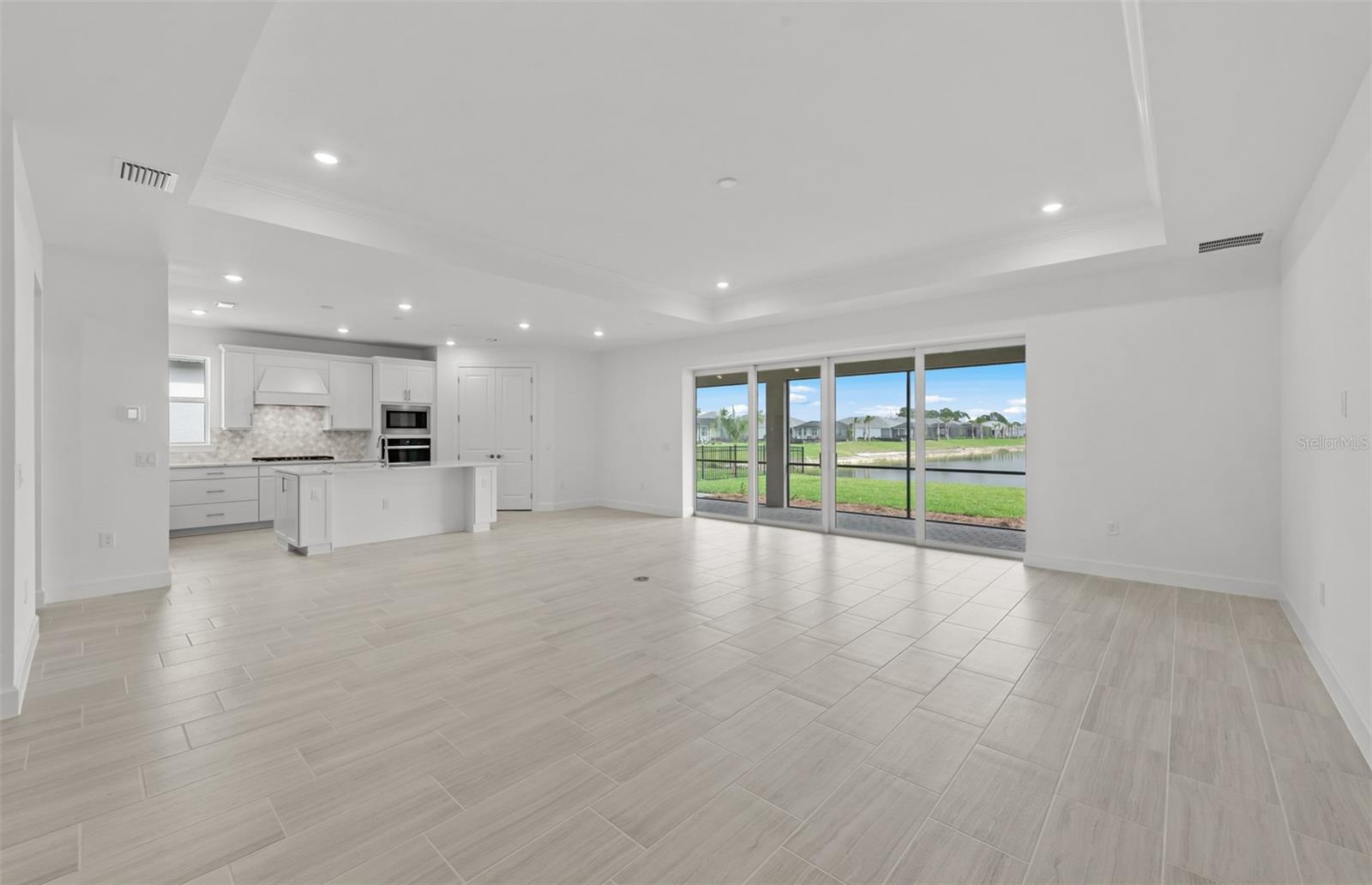 16526 ENNIS PL — photo 14