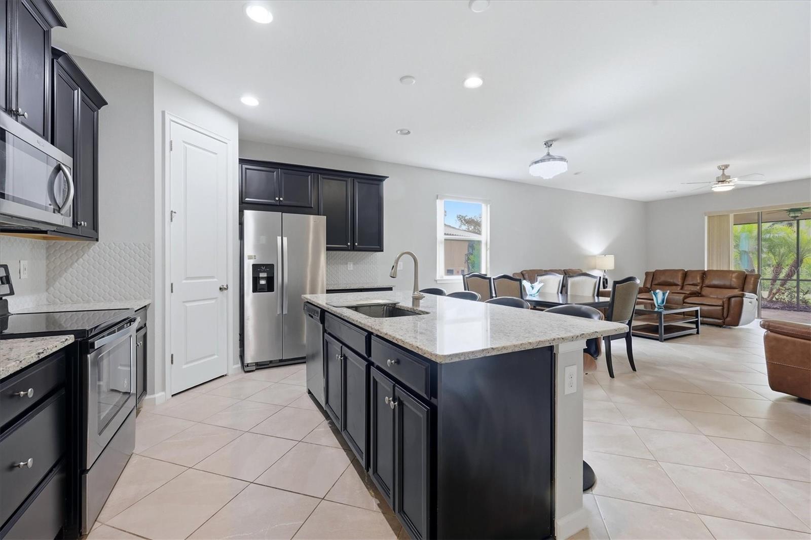 11595 RENAISSANCE BLVD — photo 18