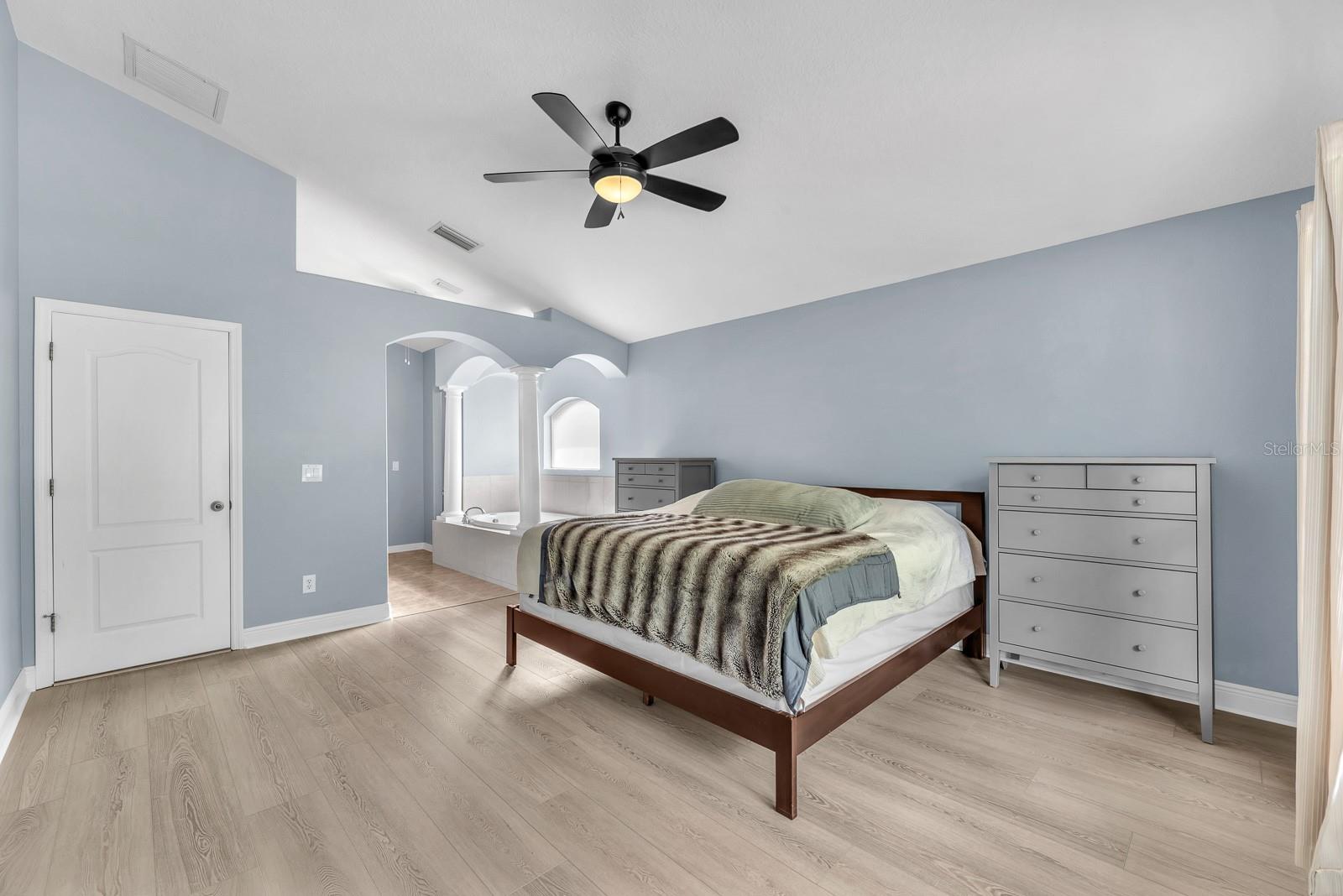16405 BRIDGEWALK DR — photo 19