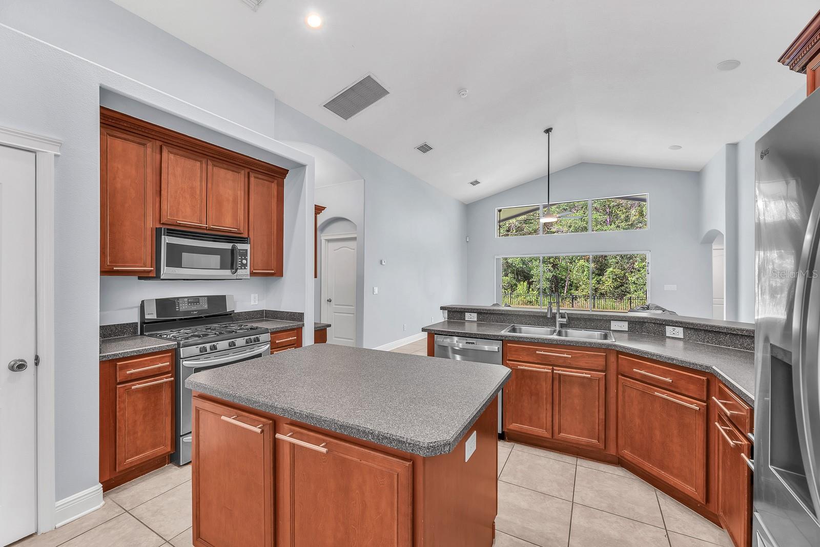 16405 BRIDGEWALK DR — photo 11
