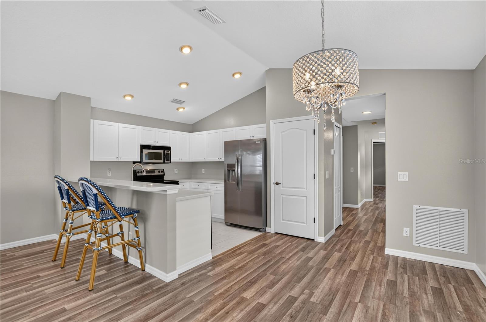 4718 FOREST CREEK TRL — photo 7