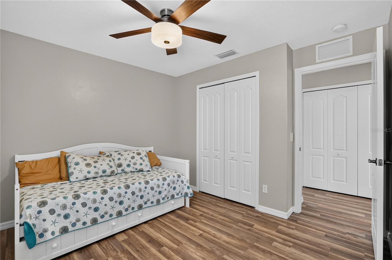 4718 FOREST CREEK TRL — photo 22
