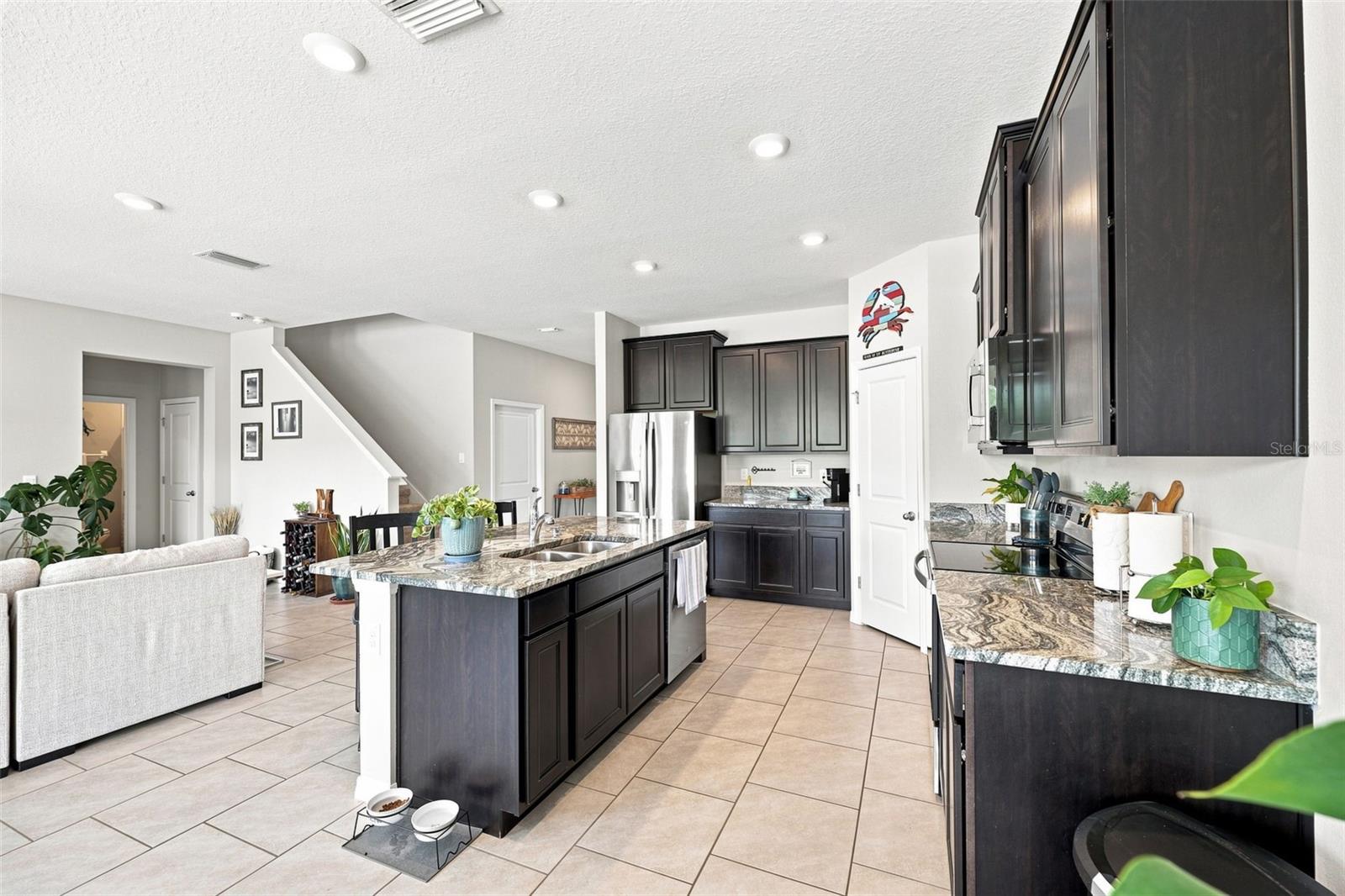 8673 BOWER BASS CIR — photo 10