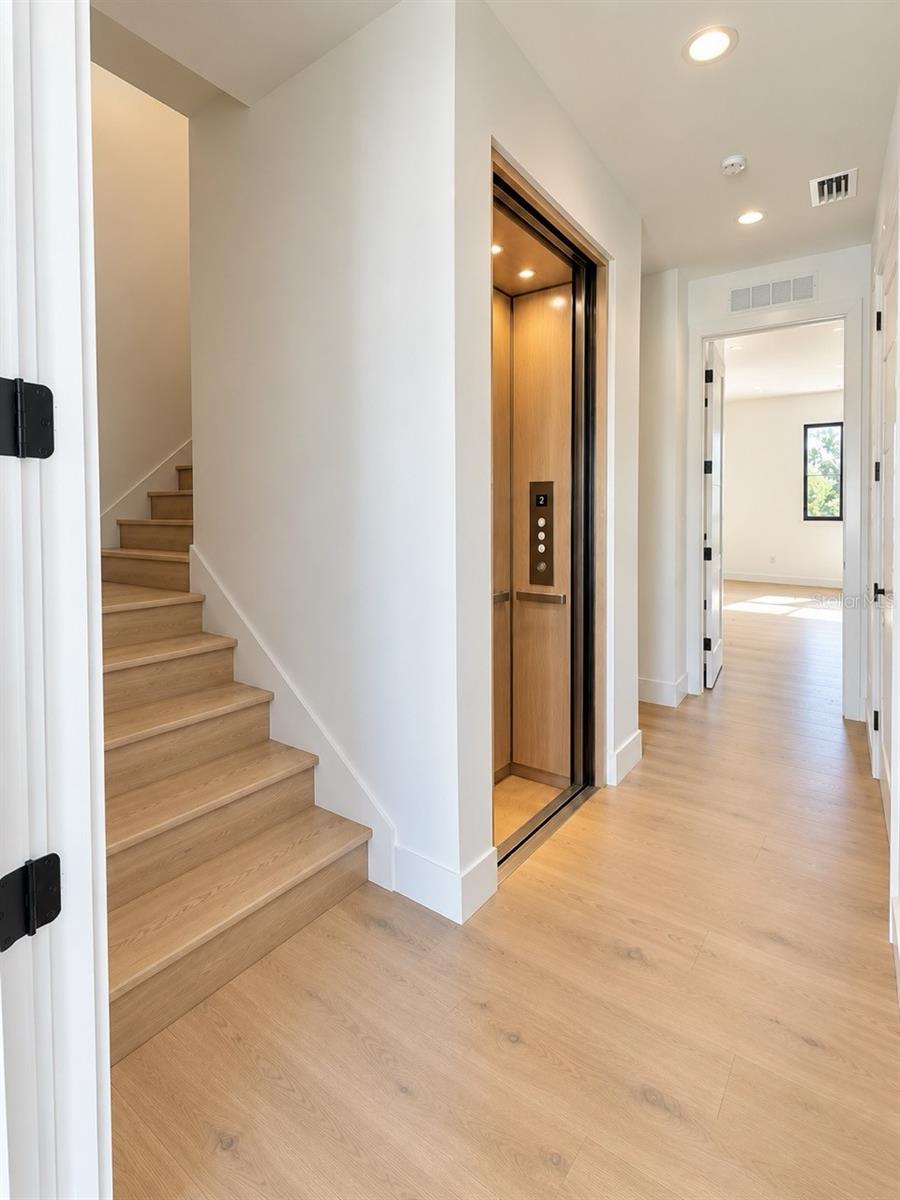 2117 N OLA AVE #3 — photo 38