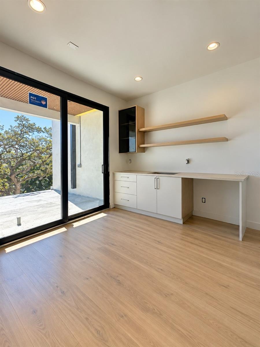 2117 N OLA AVE #3 — photo 41