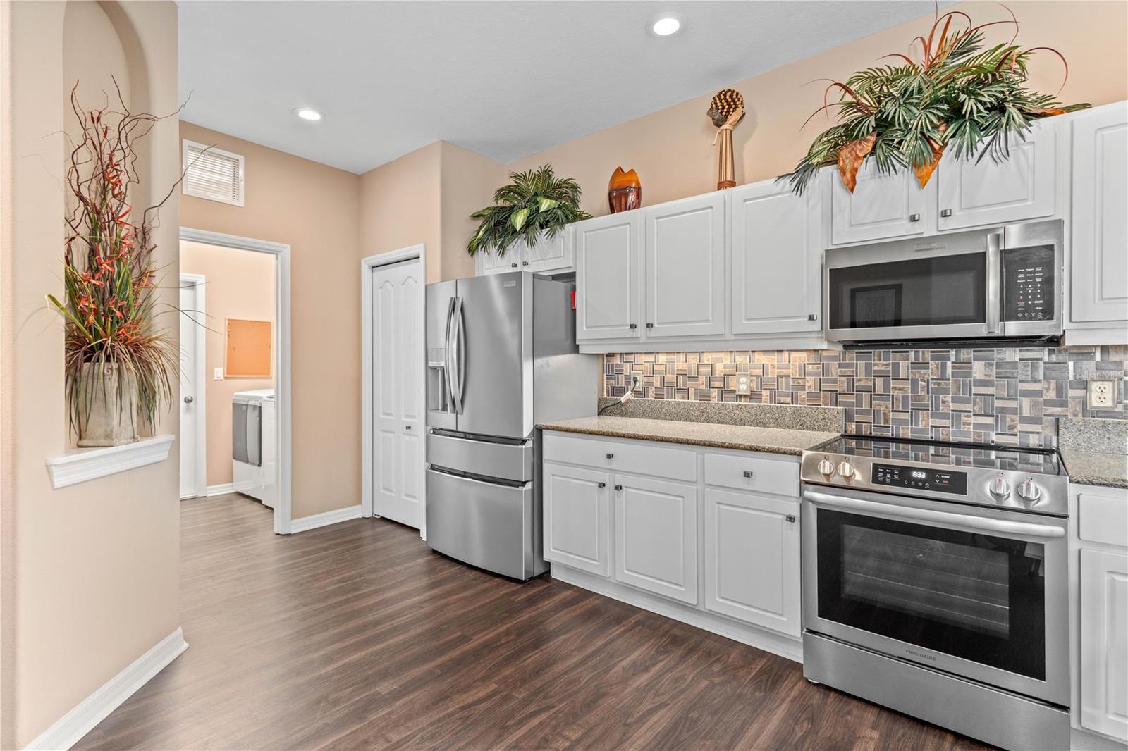 5064 WHISPERING OAKS DR — photo 21