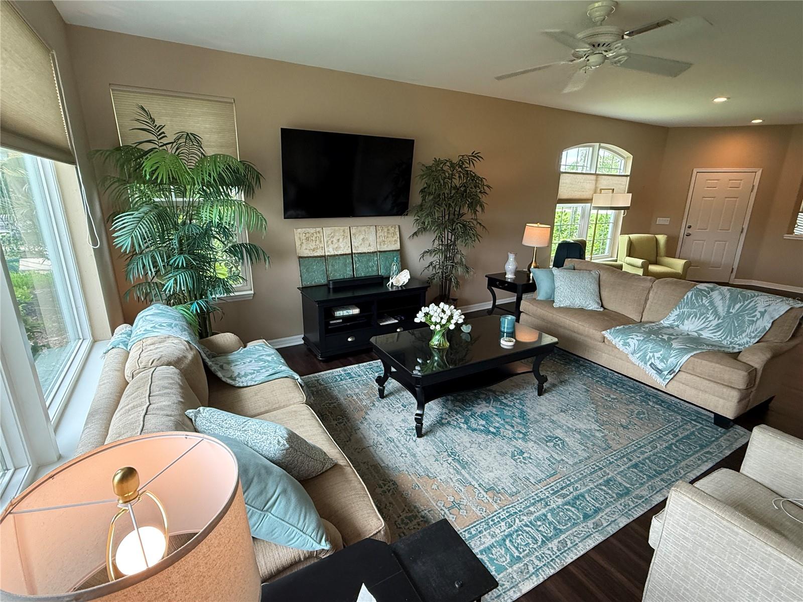 5064 WHISPERING OAKS DR — photo 9