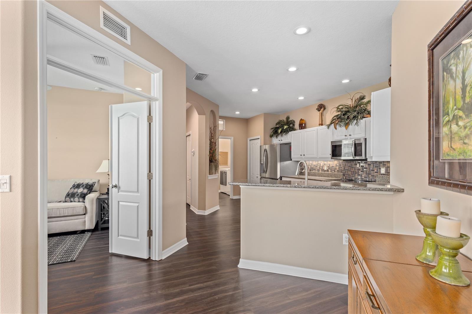 5064 WHISPERING OAKS DR — photo 20