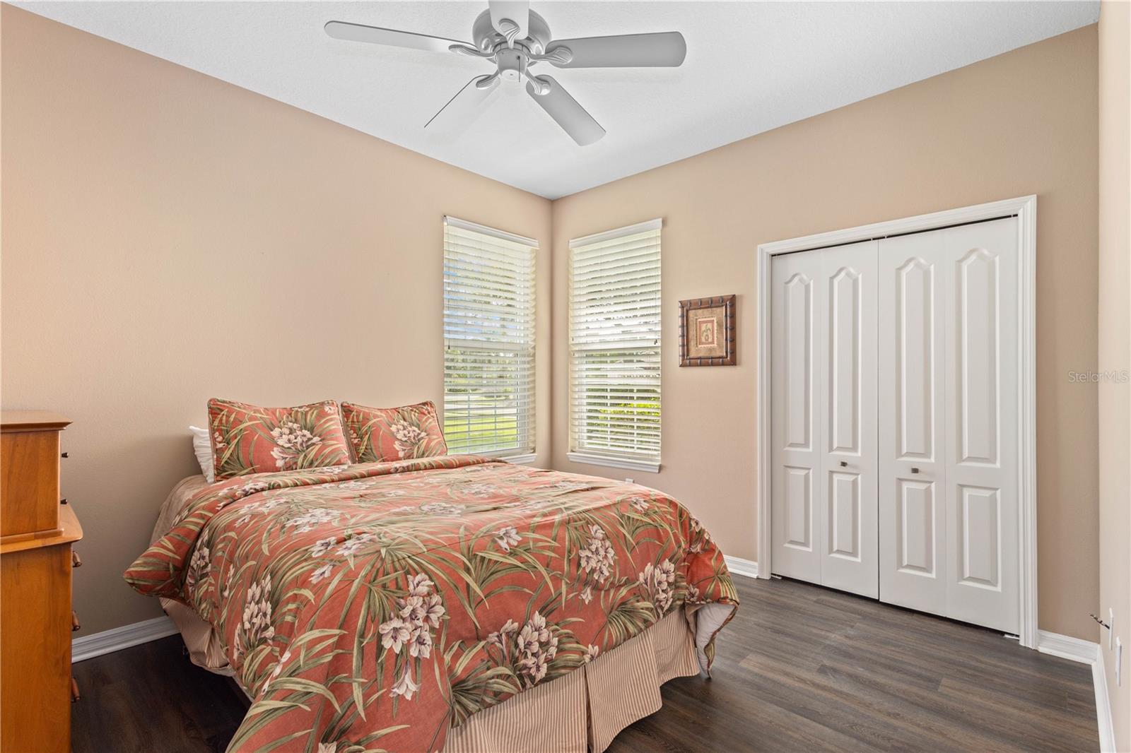 5064 WHISPERING OAKS DR — photo 26