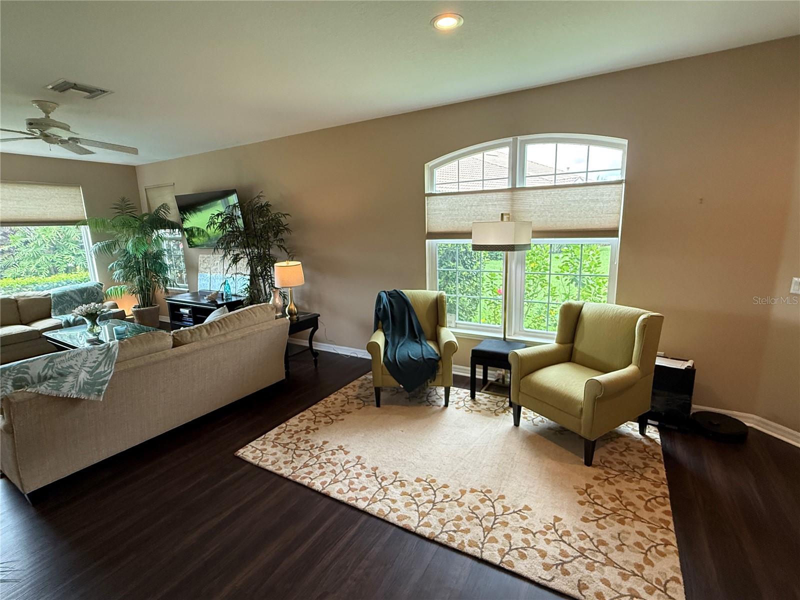 5064 WHISPERING OAKS DR — photo 6