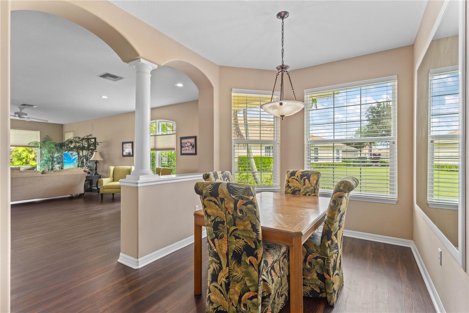 5064 WHISPERING OAKS DR — photo 17