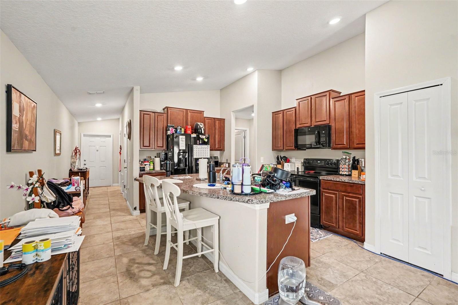 17054 YELLOW PINE ST — photo 11
